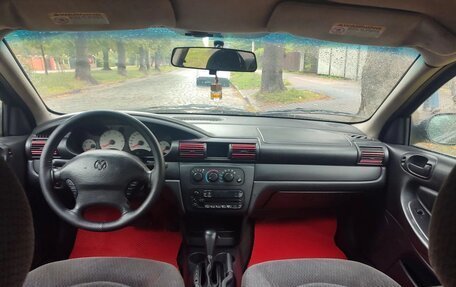 Dodge Stratus II, 2003 год, 285 000 рублей, 3 фотография