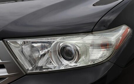 Toyota Highlander III, 2013 год, 1 525 000 рублей, 26 фотография