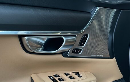 Volvo V90 Cross Country I рестайлинг, 2018 год, 3 650 000 рублей, 4 фотография