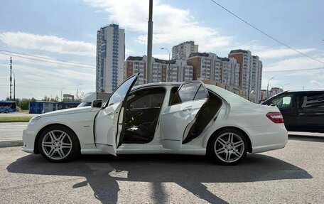 Mercedes-Benz E-Класс, 2010 год, 1 300 000 рублей, 6 фотография