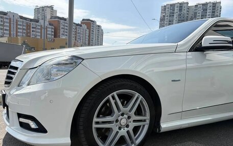 Mercedes-Benz E-Класс, 2010 год, 1 300 000 рублей, 7 фотография
