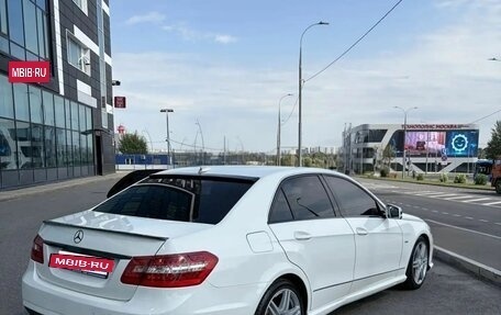 Mercedes-Benz E-Класс, 2010 год, 1 300 000 рублей, 2 фотография