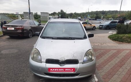 Toyota Yaris I рестайлинг, 2002 год, 210 000 рублей, 2 фотография