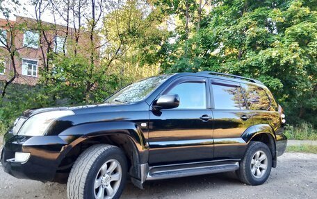 Toyota Land Cruiser Prado 120 рестайлинг, 2006 год, 2 090 000 рублей, 2 фотография