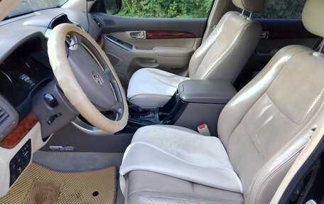 Toyota Land Cruiser Prado 120 рестайлинг, 2006 год, 2 090 000 рублей, 8 фотография