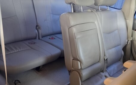 Toyota Land Cruiser Prado 120 рестайлинг, 2006 год, 2 090 000 рублей, 11 фотография