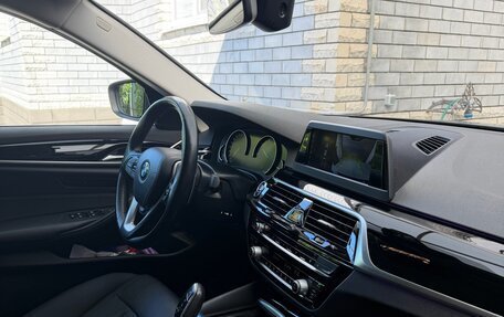 BMW 5 серия, 2018 год, 3 490 000 рублей, 14 фотография