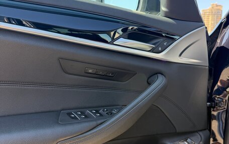 BMW 5 серия, 2018 год, 3 490 000 рублей, 12 фотография