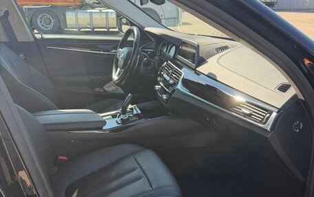 BMW 5 серия, 2018 год, 3 490 000 рублей, 13 фотография