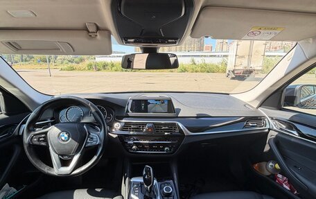 BMW 5 серия, 2018 год, 3 490 000 рублей, 16 фотография