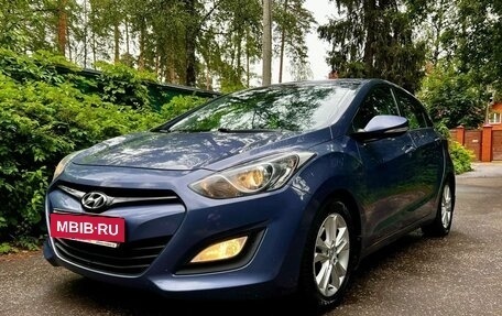 Hyundai i30 II рестайлинг, 2012 год, 845 000 рублей, 2 фотография
