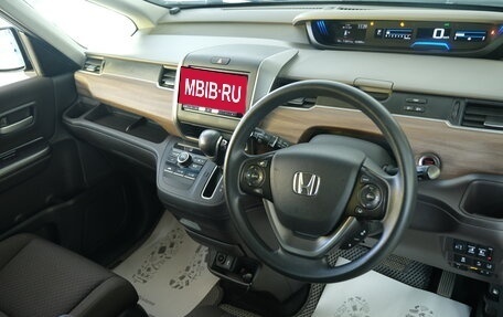 Honda Freed II, 2020 год, 1 399 000 рублей, 10 фотография