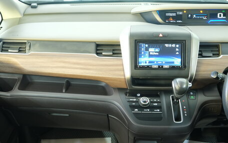 Honda Freed II, 2020 год, 1 399 000 рублей, 15 фотография