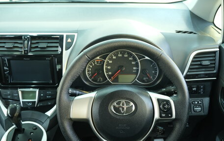 Toyota Ractis II, 2015 год, 999 000 рублей, 12 фотография