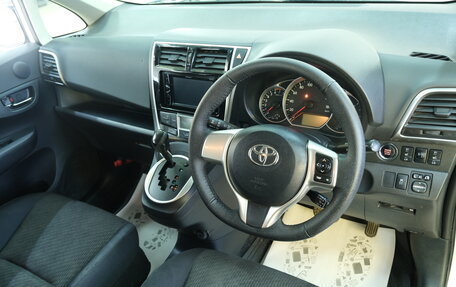 Toyota Ractis II, 2015 год, 999 000 рублей, 11 фотография