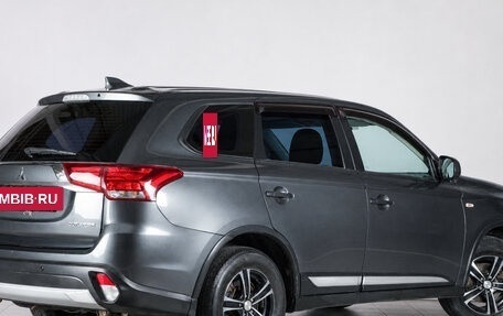 Mitsubishi Outlander III рестайлинг 3, 2018 год, 1 679 000 рублей, 7 фотография