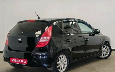 Hyundai i30 I, 2011 год, 599 000 рублей, 2 фотография