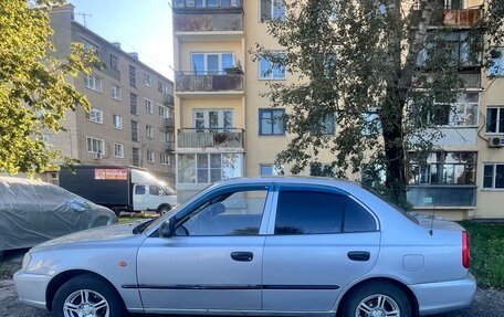 Hyundai Accent II, 2005 год, 370 000 рублей, 2 фотография