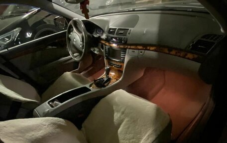 Mercedes-Benz E-Класс, 2007 год, 800 000 рублей, 8 фотография