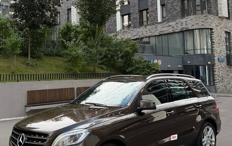 Mercedes-Benz M-Класс, 2012 год, 2 200 000 рублей, 4 фотография