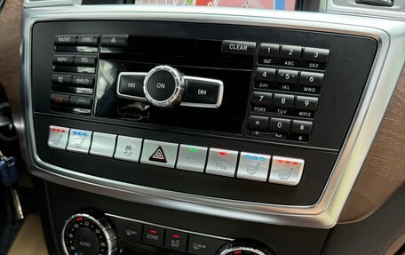 Mercedes-Benz M-Класс, 2012 год, 2 200 000 рублей, 24 фотография