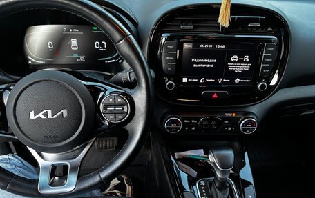 KIA Soul III, 2023 год, 2 300 000 рублей, 4 фотография
