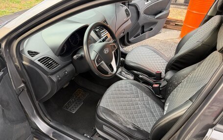 Hyundai Solaris II рестайлинг, 2013 год, 710 000 рублей, 17 фотография