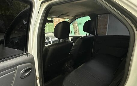 Renault Logan I, 2014 год, 370 000 рублей, 6 фотография