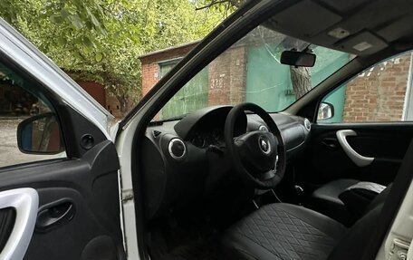 Renault Logan I, 2014 год, 370 000 рублей, 5 фотография