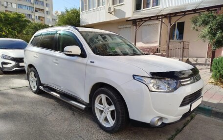 Mitsubishi Outlander III рестайлинг 3, 2012 год, 1 320 000 рублей, 3 фотография