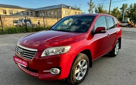 Toyota RAV4, 2011 год, 1 350 000 рублей, 2 фотография