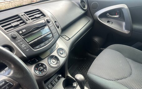 Toyota RAV4, 2011 год, 1 350 000 рублей, 14 фотография
