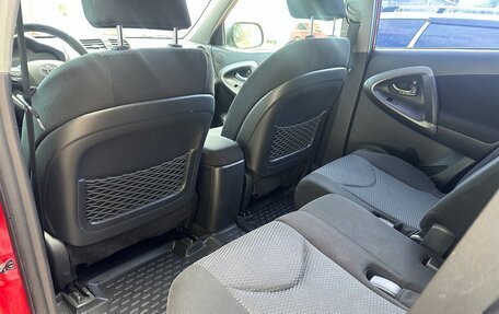Toyota RAV4, 2011 год, 1 350 000 рублей, 18 фотография