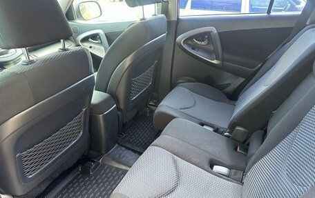 Toyota RAV4, 2011 год, 1 350 000 рублей, 19 фотография