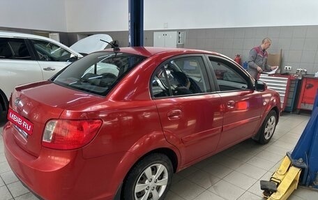 KIA Rio II, 2010 год, 570 000 рублей, 2 фотография