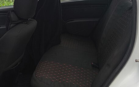 Renault Logan I, 2013 год, 400 000 рублей, 6 фотография