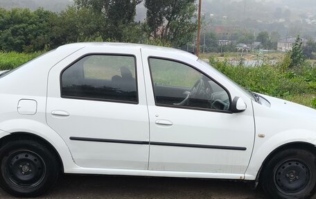 Renault Logan I, 2013 год, 400 000 рублей, 4 фотография
