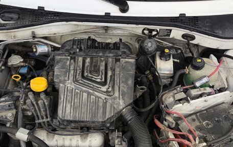 Renault Logan I, 2013 год, 400 000 рублей, 9 фотография
