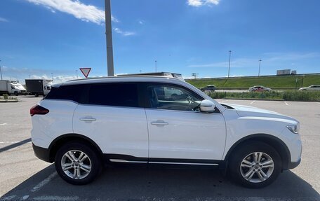 Geely Atlas, 2023 год, 1 740 000 рублей, 4 фотография