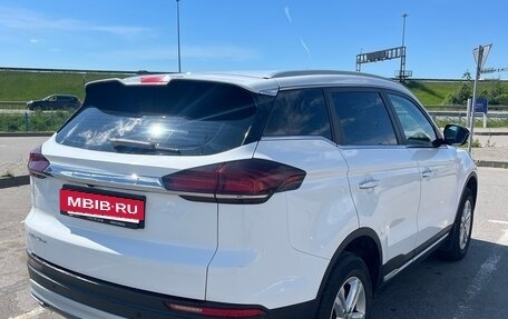 Geely Atlas, 2023 год, 1 740 000 рублей, 5 фотография