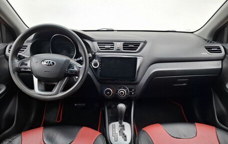 KIA Rio III рестайлинг, 2013 год, 820 000 рублей, 12 фотография
