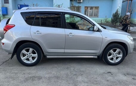 Toyota RAV4, 2008 год, 999 000 рублей, 2 фотография