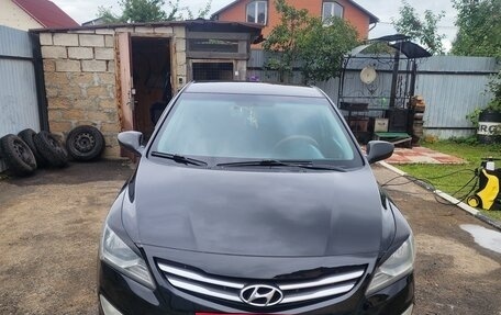 Hyundai Solaris II рестайлинг, 2015 год, 832 000 рублей, 9 фотография