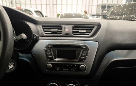 KIA Rio III рестайлинг, 2013 год, 1 120 000 рублей, 18 фотография