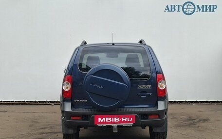 Chevrolet Niva I рестайлинг, 2018 год, 780 000 рублей, 6 фотография
