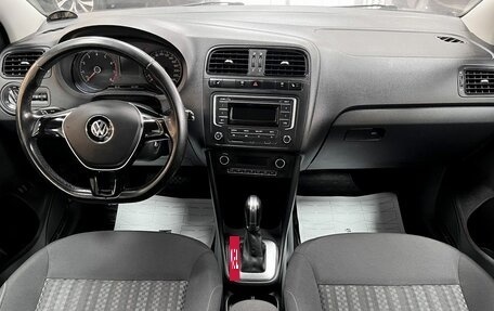 Volkswagen Polo VI (EU Market), 2015 год, 1 245 000 рублей, 10 фотография