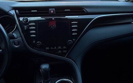 Toyota Camry, 2019 год, 2 700 000 рублей, 7 фотография