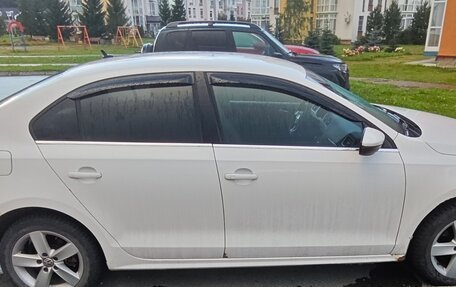 Volkswagen Jetta VI, 2012 год, 800 000 рублей, 3 фотография