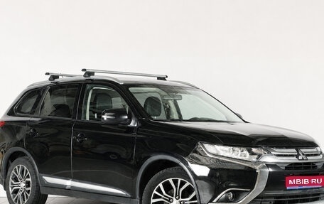 Mitsubishi Outlander III рестайлинг 3, 2016 год, 1 659 000 рублей, 1 фотография