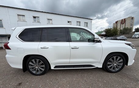 Lexus LX III, 2017 год, 8 200 000 рублей, 5 фотография